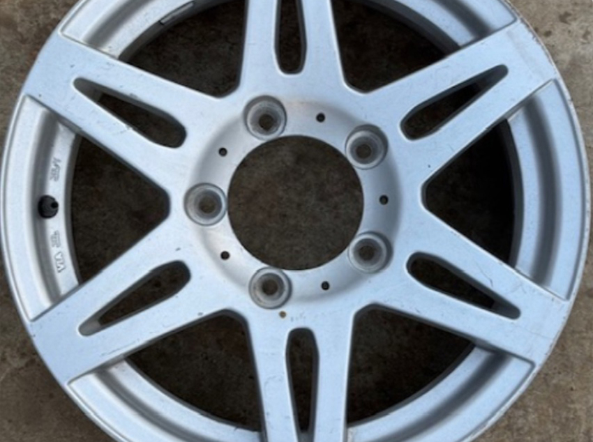 アルミホイール